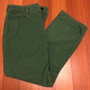 Vineyard Vines Green Cords (32 X 30)
